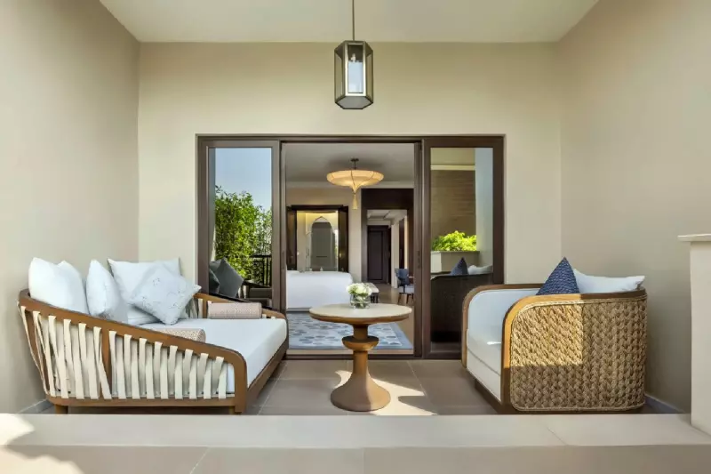 Deluxe Ocean Skyline Room