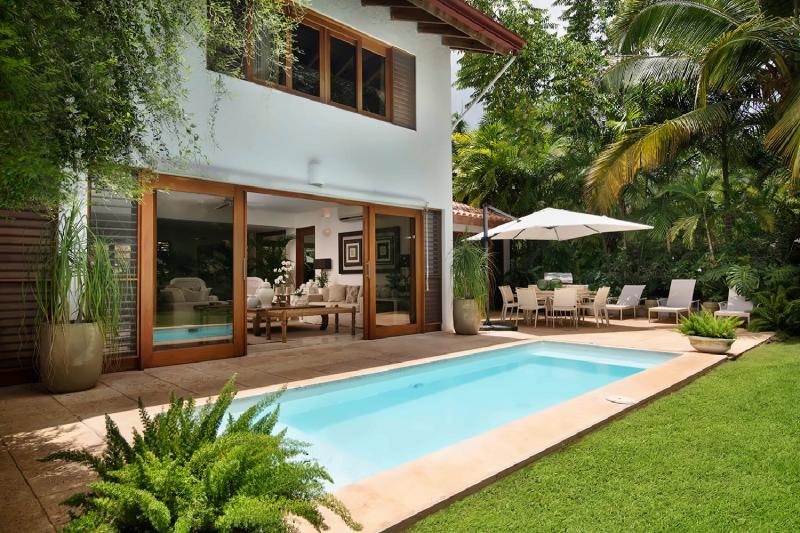4 Bedroom Garden Pool Villa