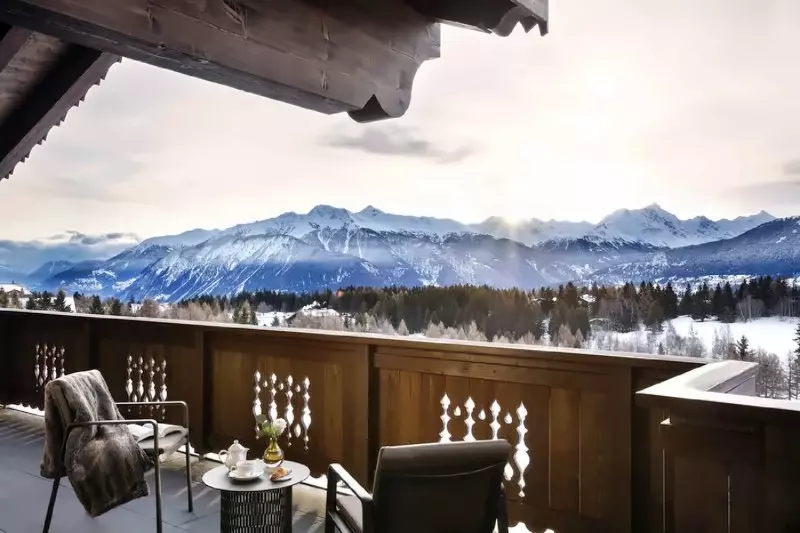 3 Bedroom Luxury Suite Apartment