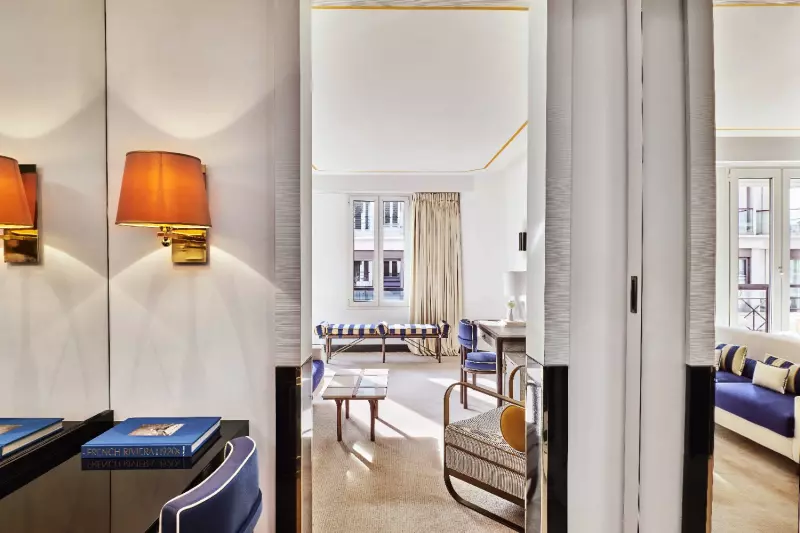Junior Partial Sea View Suite