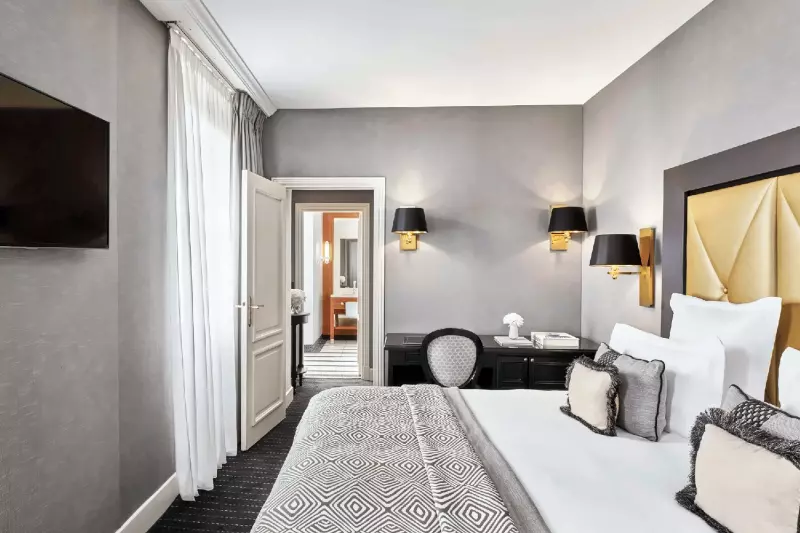 Superior City View Room