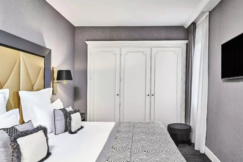 Superior City View Room