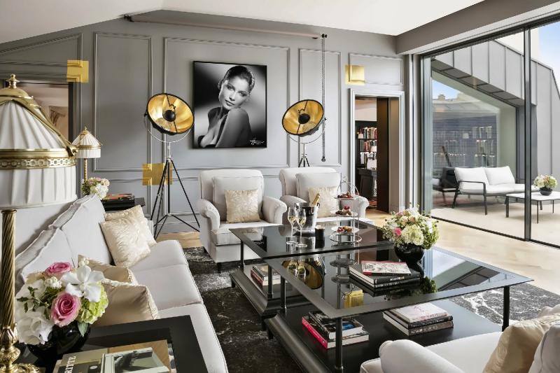 Harcourt Paris Suite