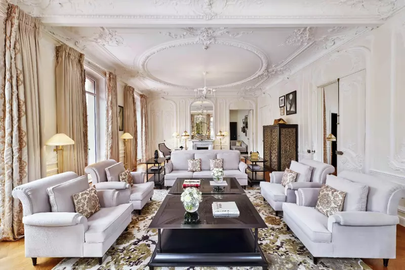 George V Signature Suite