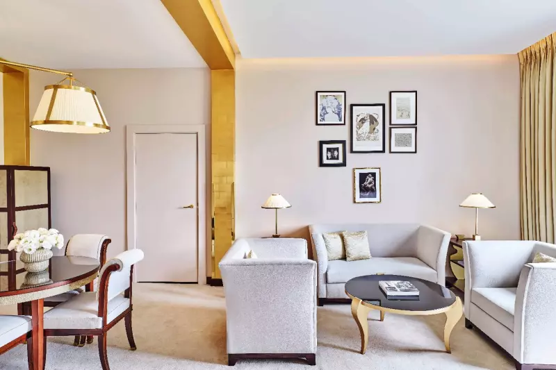 Grand Prestige Champs-Elysees Suite 