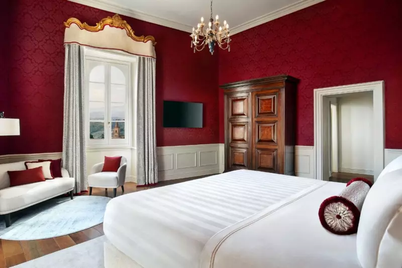 Signature Deluxe Suite
