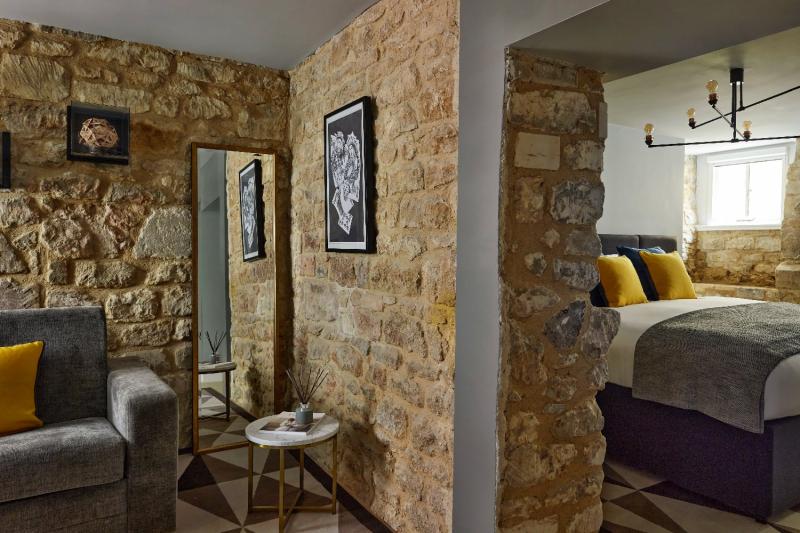 Underground Suite