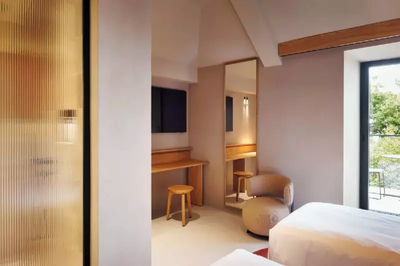 Premium Sea Room