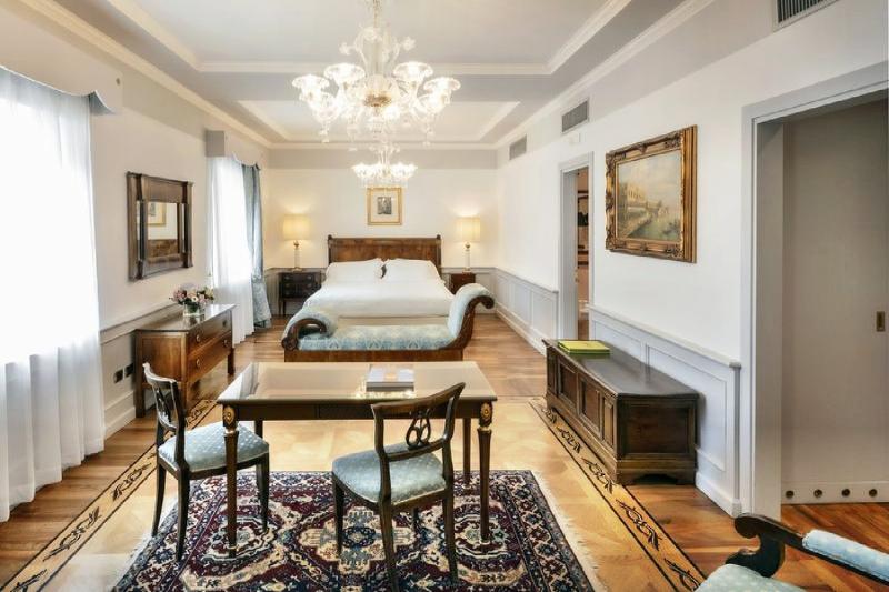 Saint Anastasia Presidential Suite