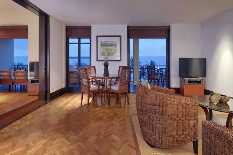 2 Bedroom Seminyak Suite