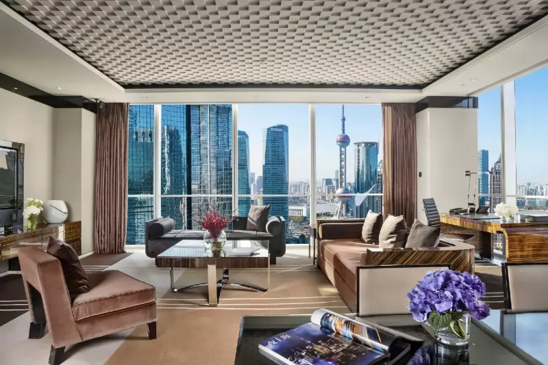 2 Bedroom Pearl Tower View Suite 