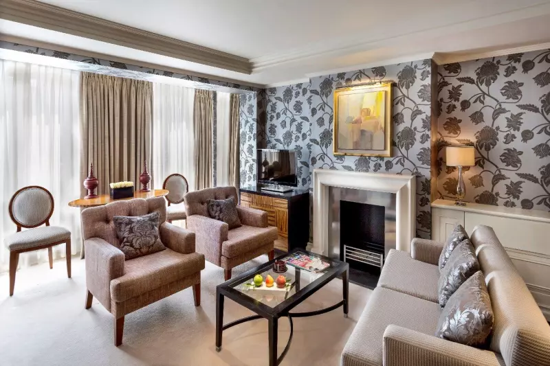 Penthouse Suite