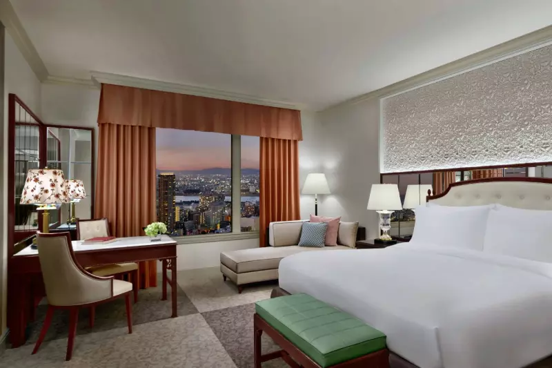 Superior Skyview Room 