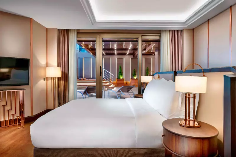 Presidential Club Suite