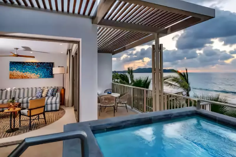 2 Bedroom Beachfront Plunge Pool Suite