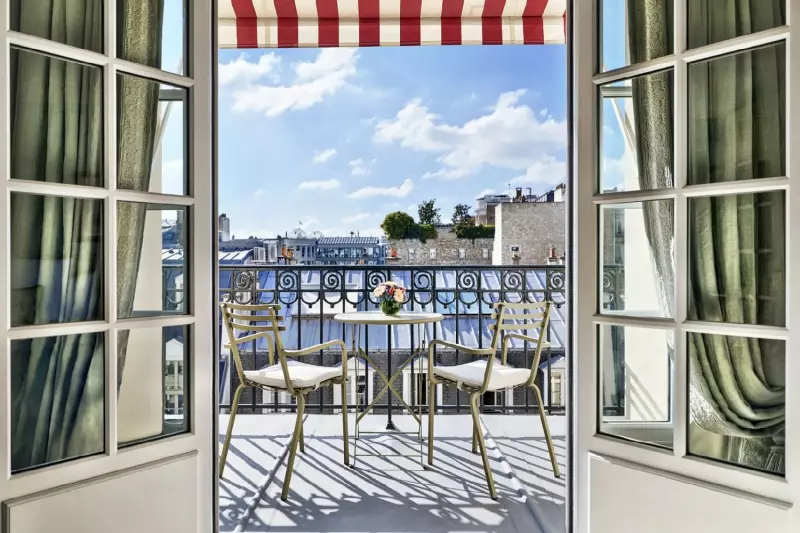 Deluxe Balcony Suite