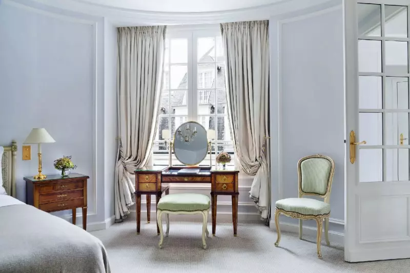 Saint Honore Suite