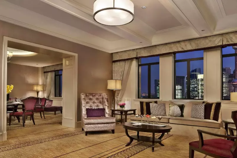 Signature River View Suite 