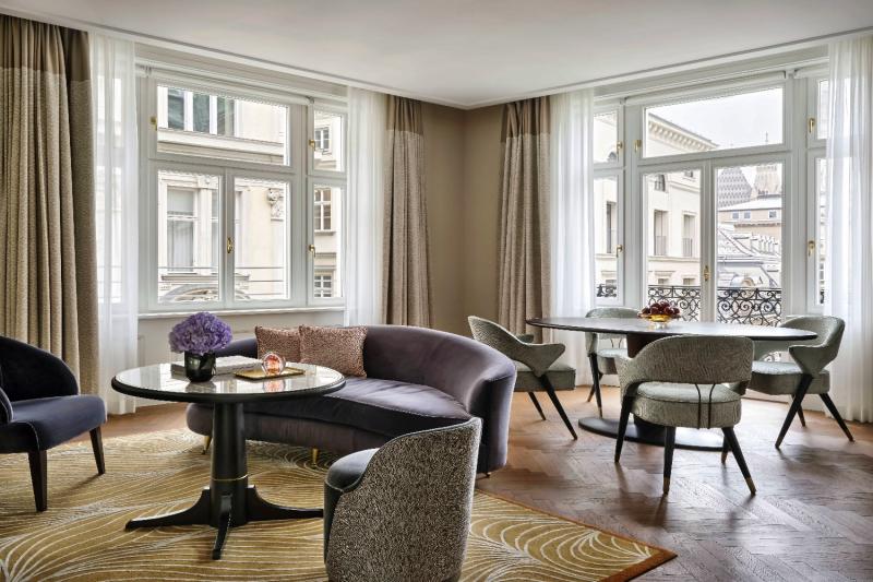 St. Stephens Suite
