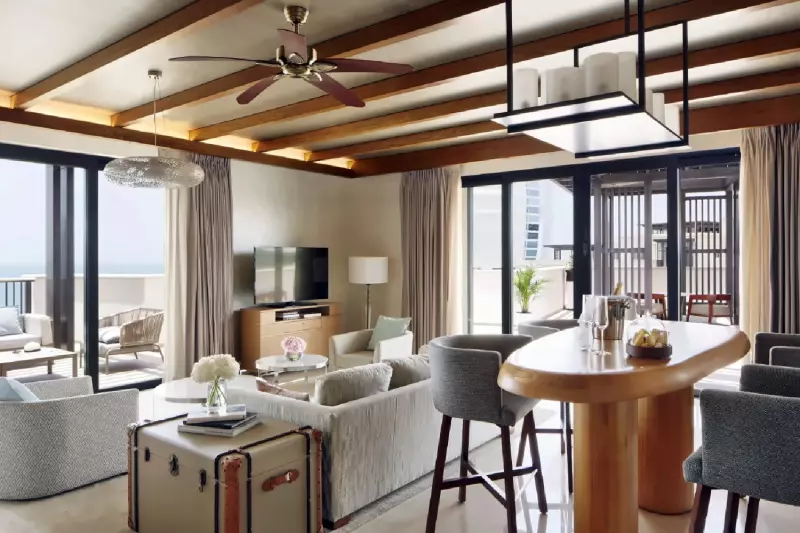 2 Bedroom Burj View Family Suite