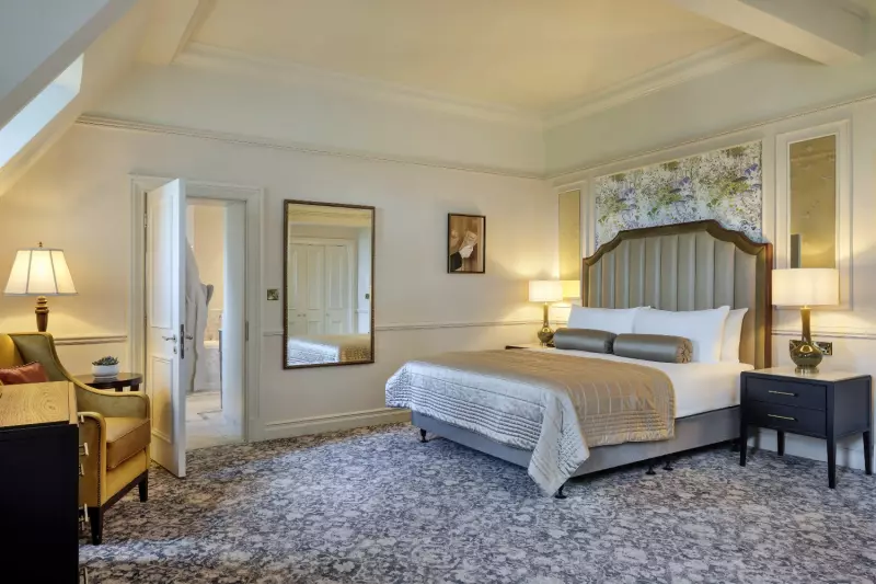 Billy Garioch Castle View Suite