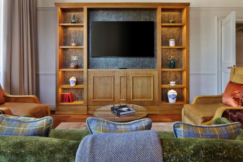 Sir Conan Doyle Suite