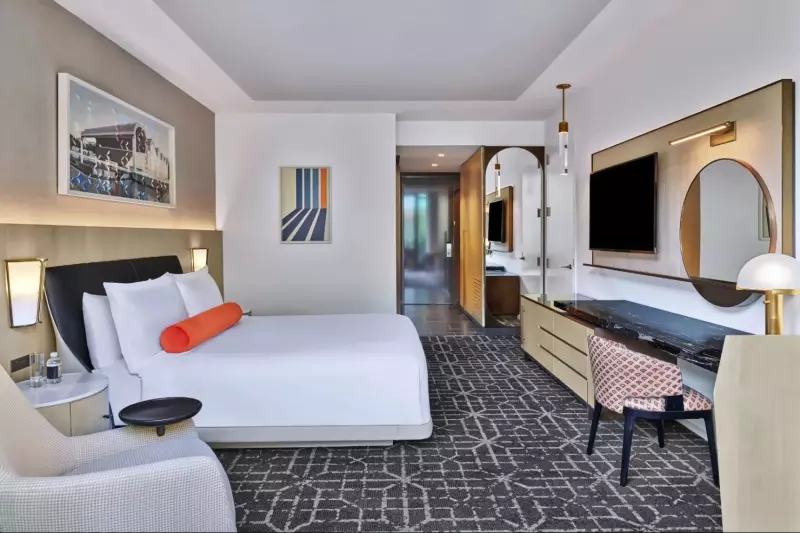 Deluxe Courtyard View Room