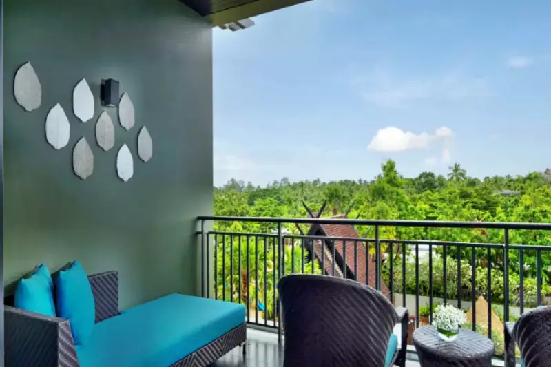 Deluxe Mai Khao Suite