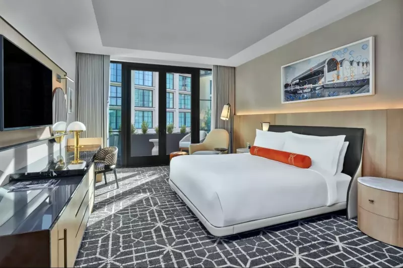 Patio Deluxe Courtyard View Room