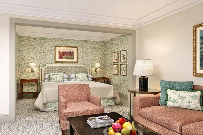 Junior Top Floor Suite