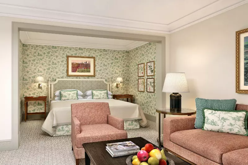 Junior Top Floor Suite