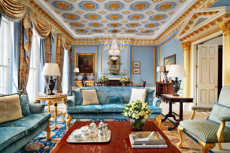 7 Bedroom Royal Suite