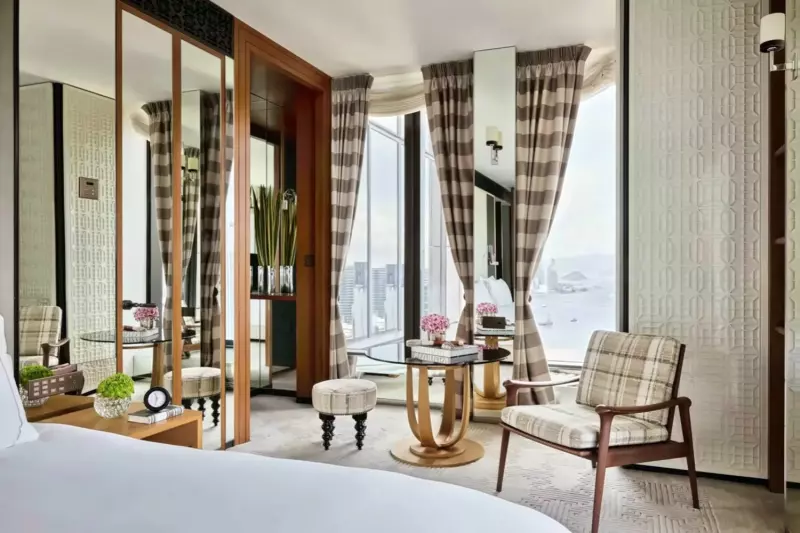 Kowloon Peak View Suite