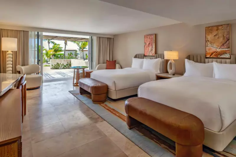3 Bedroom Ocean View Lanai Connecting Suite