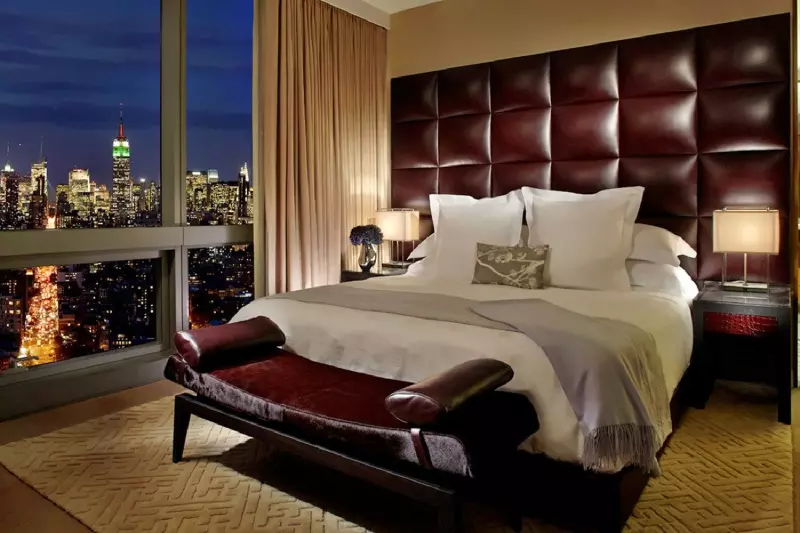 2 Bedroom Landmark Sunset Penthouse