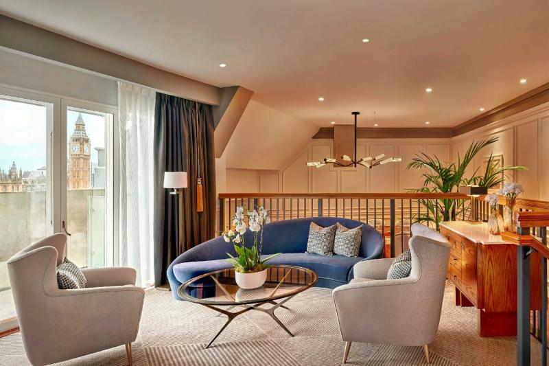 Big Ben & Thames View Balcony Penthouse Club Suite