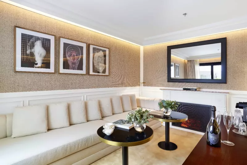 Studio Velazquez View Suite