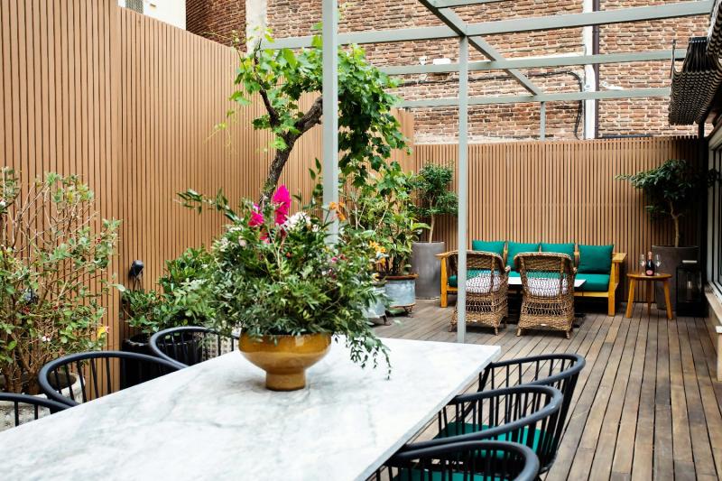 Wellbeing Terrace Jacuzzi Villa