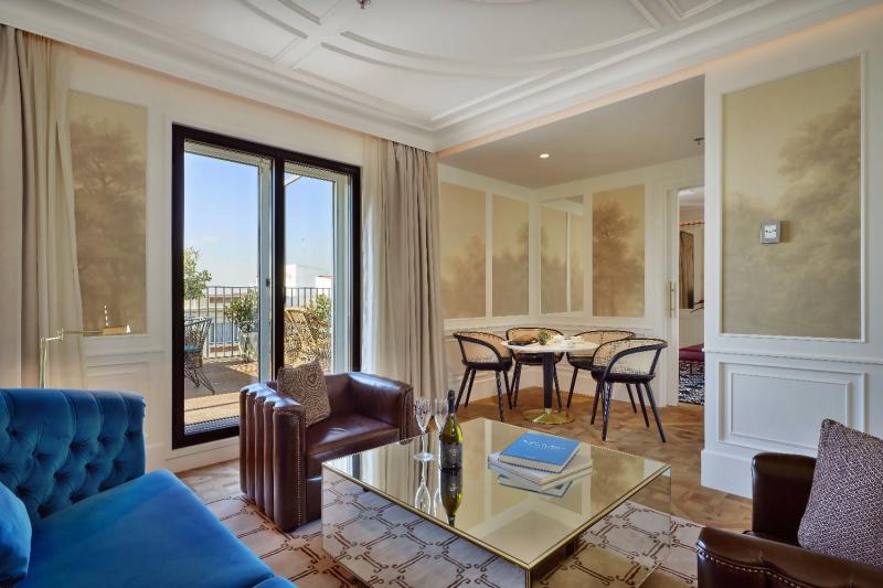 Couture Penthouse Suite