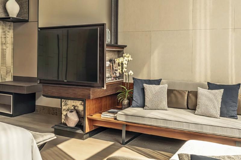2 Bedroom Palm Court Family Room