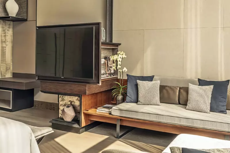 2 Bedroom Palm Court Family Room