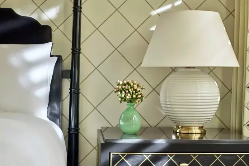 Bungalow Room