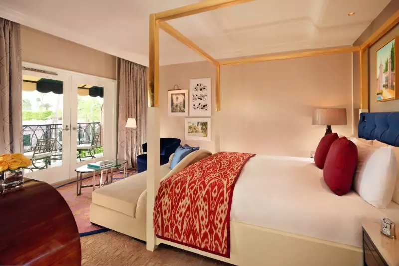 Crescent Suite