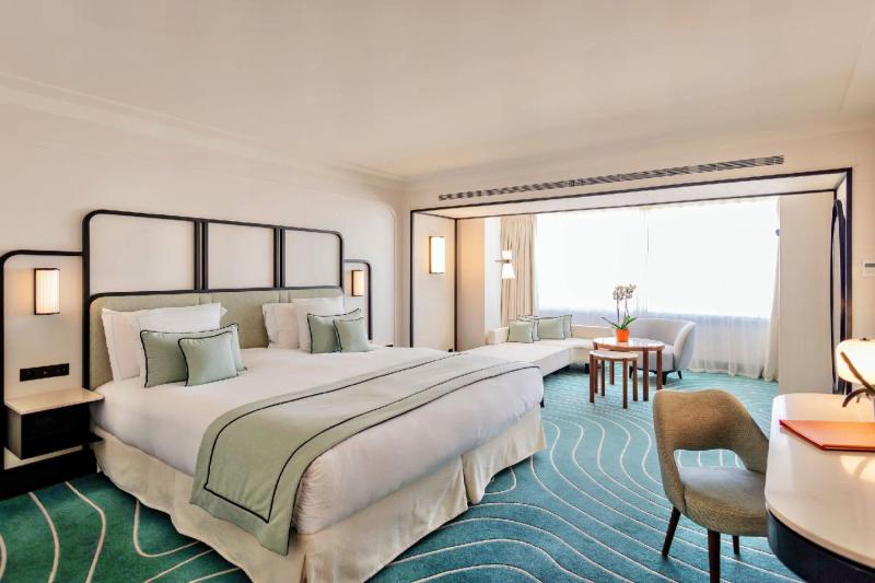 Junior City View Suite