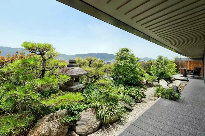 Garden Terrace Mountain View Suite