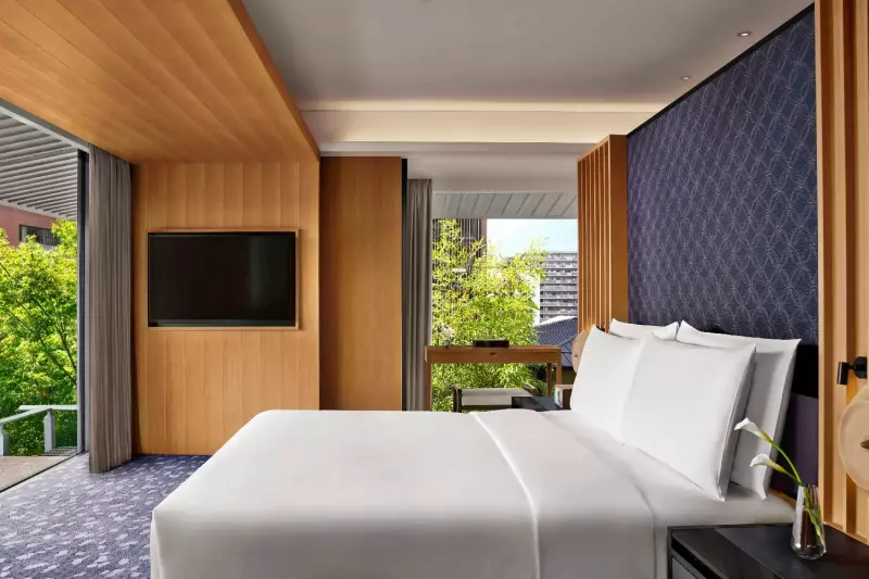 Minami Corner Suite 