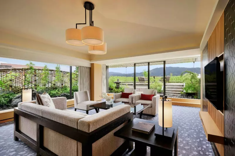 Tsukimi Penthouse Suite 