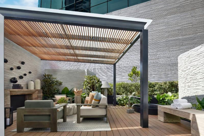 Grand Deluxe Garden Terrace Room