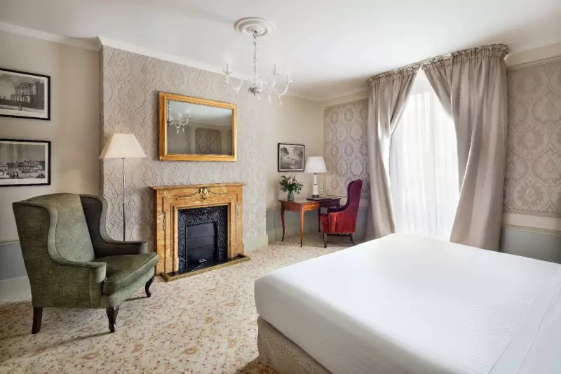 Classic City View Room