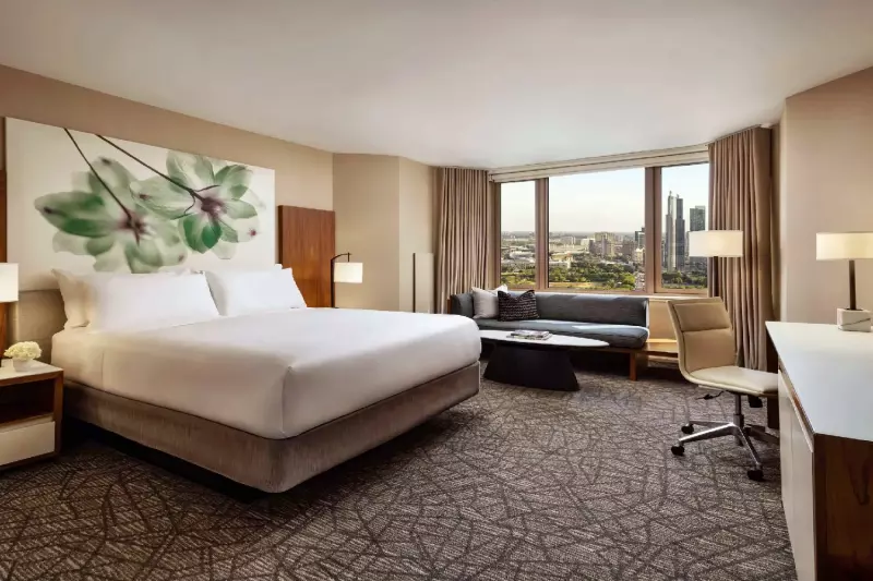 Signature Park View Room